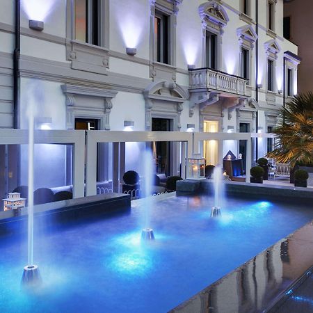 Lhp Hotel Montecatini Palace & Spa Exterior foto The hotel's pool